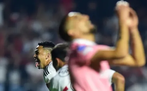 Sao Paulo fue sólidamente superior ante Católica. (Foto: Agencia Uno)