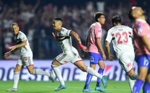 São Paulo le pasó por encima a la UC. |Foto: Agencia Uno