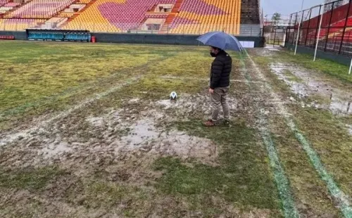 El área del Santa Laura es prácticamente puro barro (Foto: Campeonato Nacional)