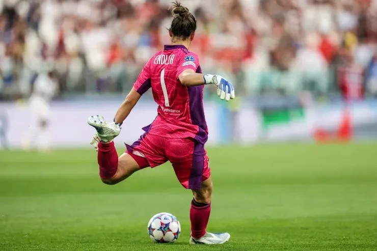 Un 2022 de ensueño para Christiane Endler: la mejor portera del mundo en los premios The Best, conquistar la UEFA Women’s Champions League y levantar nuevamente la División 1 francesa. (Foto: Getty Images).