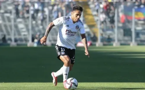 Bolados llegó a Colo Colo en 2016, y la salida de Solari le da la posibilidad de tomar camiseta de titular en el equipo de Gustavo Quinteros. | Foto: Agencia Uno