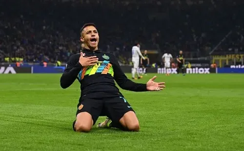 Caamaño advierte por la porfía de Alexis para salir del Inter de Milán.