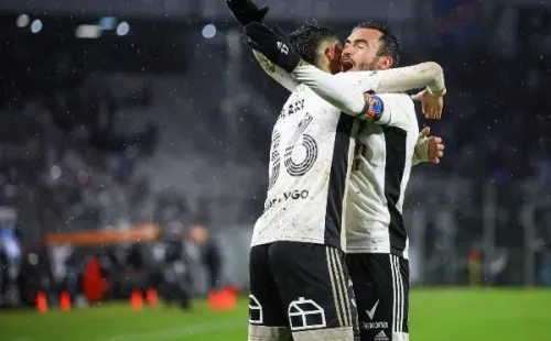 Gabriel Suazo y Pablo Solari demostraron una gran amistad en Colo Colo. (Foto: Agencia Uno)