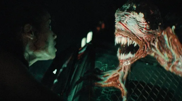 Ella Balinska tuvo que “des-aprender” su entrenamiento en combate para Resident Evil.(Foto: Netflix)