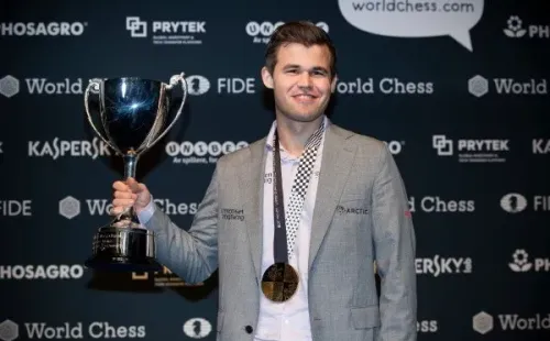 Magnus Carlsen campeón mundial de ajedrez en 2018