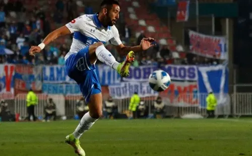 Isla debutó en el fútbol chileno con 34 años. | Foto: Agencia Uno