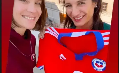 Blanca Lewin y Daniela Ramírez se “camisetean” por el Apruebo.(Foto: Instagram)