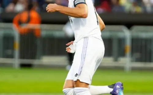 @Real Madrid / Benzema marcó el primero de los merengues ante el América