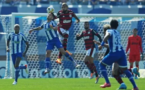 Los hinchas de Flamengo lo aman y Arturo Vidal se deja querer: el King la rompe en la previa de su segundo duelo con el Mengao. (Foto: Getty Images)