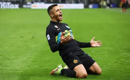 Alexis Sánchez avanza pasito a pasito al Olympique de Marsella.