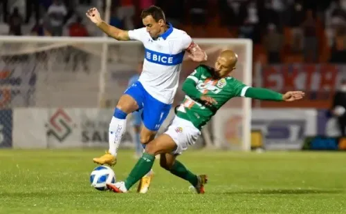 Universidad Católica busca volver al triunfo ante Cobresal, con la zona de descenso muy cerca. Foto: Agencia Uno