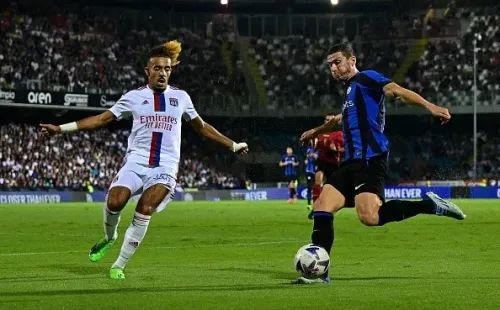 Empate 2-2 entre el casi ex Inter de Alexis y Olympique de Lyon.