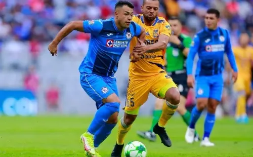 Iván Morales se queda en el Cruz Azul para buscar su mejor versión. Foto: JamMedia