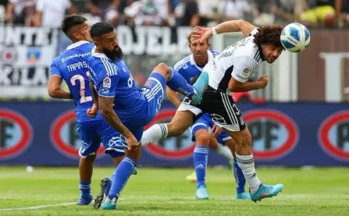 Colo Colo enfrenta a Universidad de Chile con la misión de seguir como el líder exclusivo del torneo. Foto: Agencia Uno