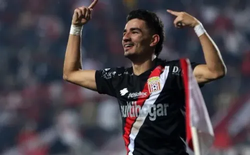 Diego Coelho quiere vivir lo que es enfrentar a los grandes con sus hinchas. Foto: Agencia Uno