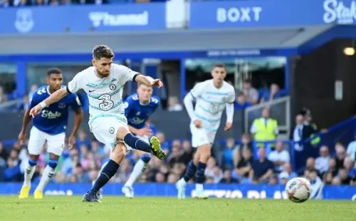 Jorginho ya no salta para cobrar sus penales. (Foto: Getty Images)
