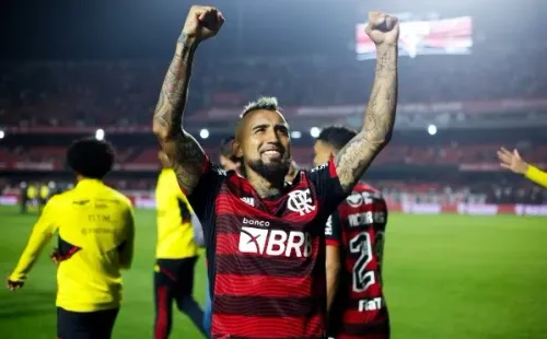 Tibios elogios para Vidal en el triunfo de Flamengo contra Sao Paulo. (Foto: Flamengo)