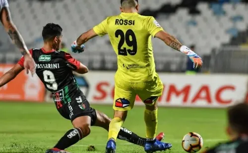 Agustín Rossi vs. Palestino, uno de los cinco partidos que disputó por Deportes Antofagasta. Foto: Agencia Uno.