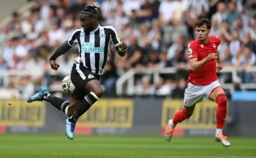 Allan Saint-Maximin en acción ante el Nottingham Forest. Foto: Getty Images.