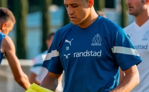 Alexis Sánchez en su primer entrenamiento con el Olympique de Marsella
