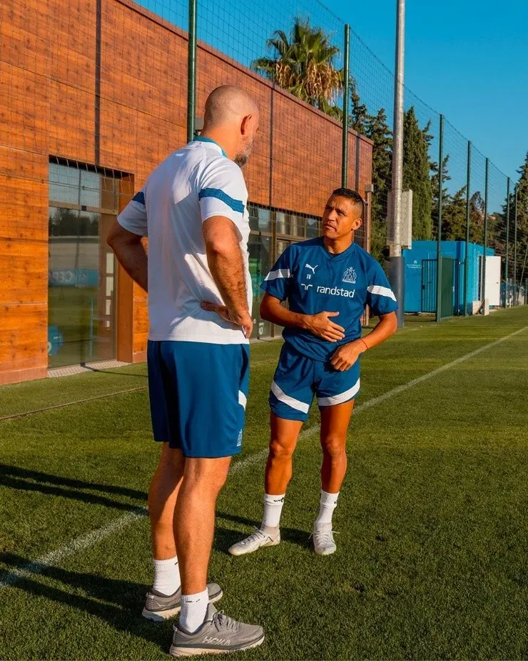 Alexis Sánchez en su primer entrenamiento con el Olympique de Marsella