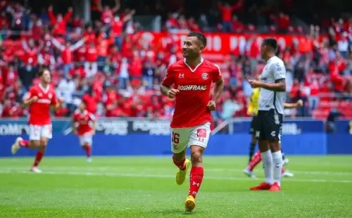 Jean Meneses celebra su gol ante Tijuana