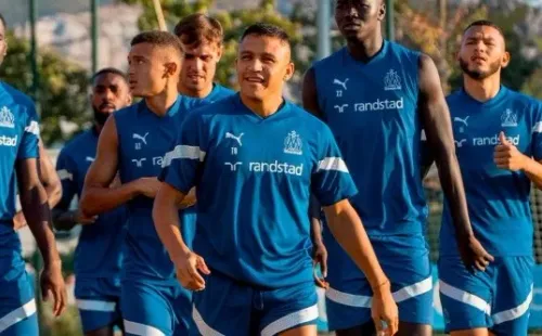 Alexis Sánchez disfruta con todo sus primeras horas como jugador del Olympique de Marsella. Foto: Comunicaciones OM.