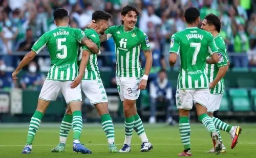 Héctor Bellerín fue figura del Betis la pasada temporada. (Foto: Getty Images)