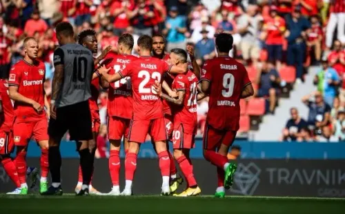 Charles Aránguiz anotó el primer gol del Bayer Leverkusen en la Bundesliga 2022/23. Foto: Comunicaciones B. Leverkusen.