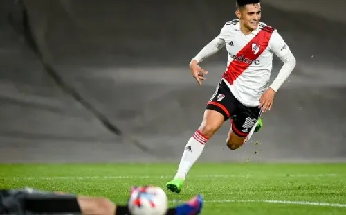 Se destapó el Pibe: doblete y triunfo de River Plate.
