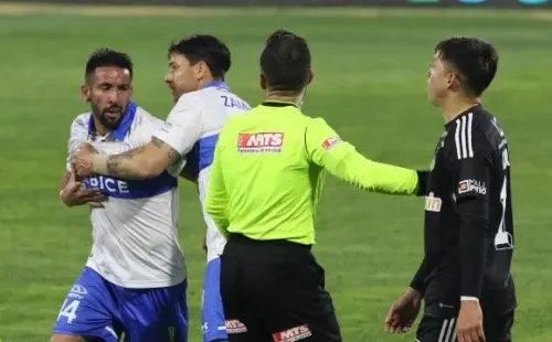 Mauricio Isla y su furia contra Diego Carrasco: Pollo Véliz se lanza contra los mala leche del fútbol nacional.
