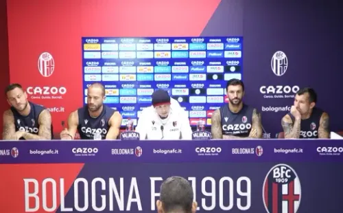 Sinisa Mihajlovic y Gary Medel