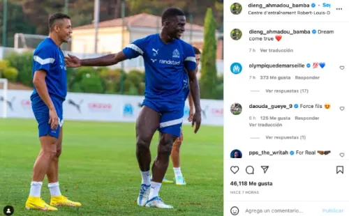 Bamba Dieng es puro amor con Alexis Sánchez.