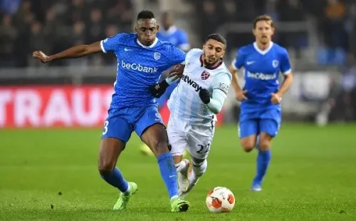 Jhon Lucumí en acción contra el West Ham United por la Europa League 2021-2022. (Getty Images).