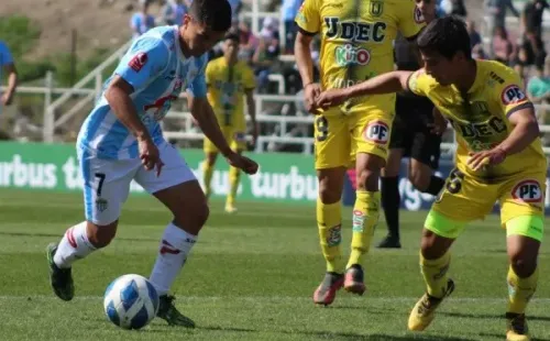 Magallanes golea a UdeConce y se mete en cuartos de final de la Copa Chile.