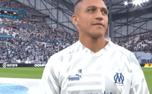 Alexis Sánchez empieza con buen pie su relación con los hinchas. (Foto: Captura Olympique de Marsella)