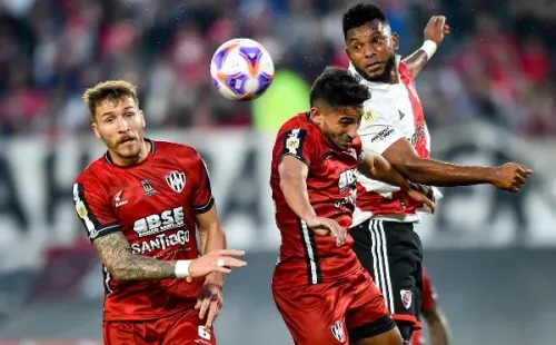 Borja anotó de cabeza para River Plate (Getty)