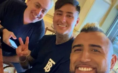 Arturo Vidal y Erick Pulgar disfrutan de los placeres de Brasil. Foto: Instagram