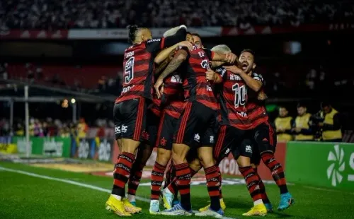 Triunfo de Flamengo y Arturo Vidal en semifinales de Copa Brasil.