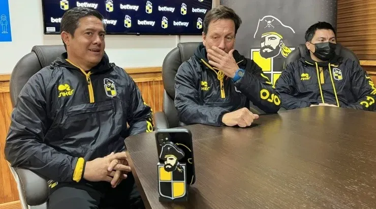 Francisco Caamaño, Fernando Díaz y Esteban González integran el nuevo cuerpo técnico de Coquimbo Unido