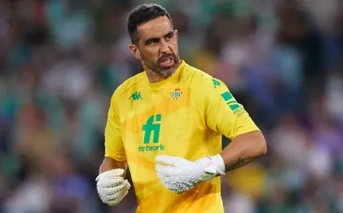 Claudio Bravo aún espera por su inscripción. (Foto: Getty Images)
