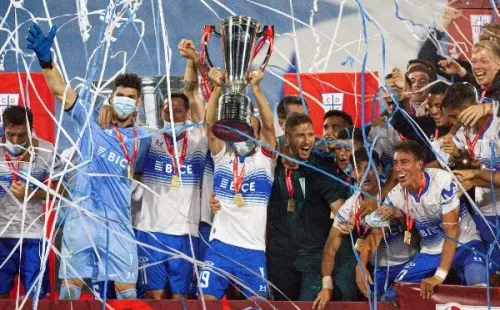 La Católica es el vigente tetracampeón del fútbol chileno. Este 2022 Colo Colo marcha puntero con ventaja y es candidato a suceder a la UC.