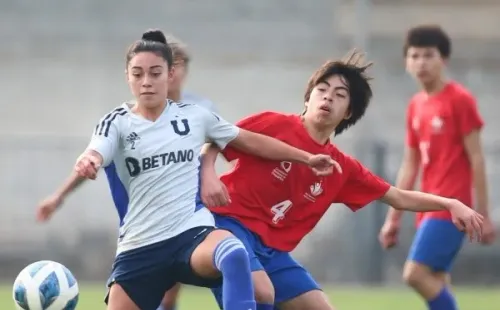 Esta semana, las Leonas jugaron ante la Selección de Independencia. (Prensa U de Chile)