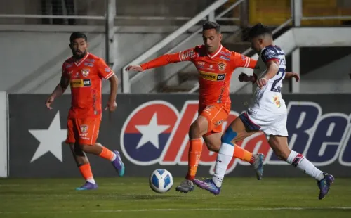 Cobreloa queda a seis puntos de Magallanes.