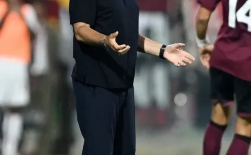 José Mourinho sabe del peligro que puede significar el Betis. (Foto: Getty Images)