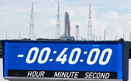 Cuando faltaban 40 minutos para el lanzamiento de Artemis I, la NASA suspendió el lanzamiento de la misión.
