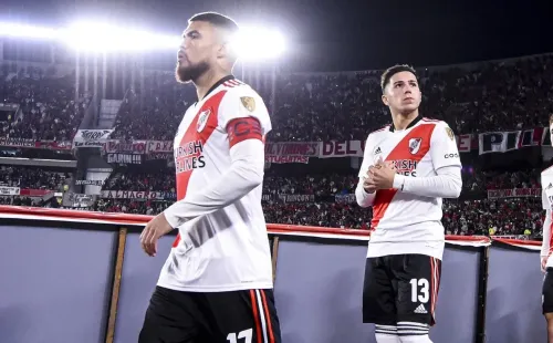 El defensa chileno reaparece en el once de River.