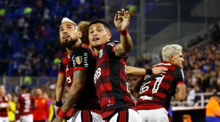 Vidal parte de la goleada de Flamengo.