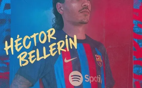 Héctor Bellerín firmó por un año en Barcelona.