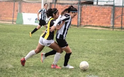 La jugadora es titular en su equipo y la selección de Paraguay.